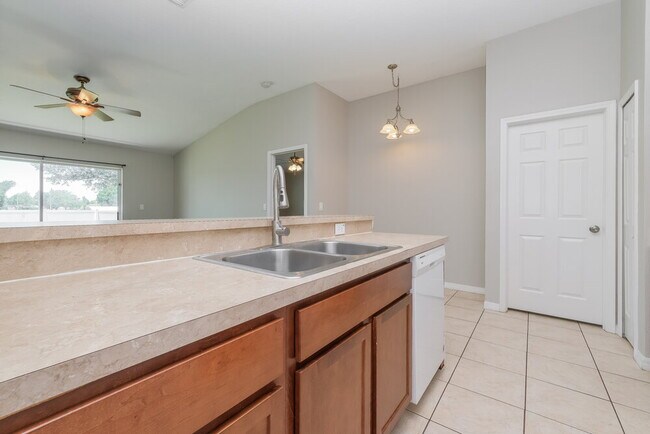 Foto del edificio - 3607 Trapnell Grove Loop