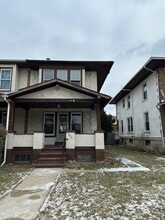 Building Photo - 937 S 12th St