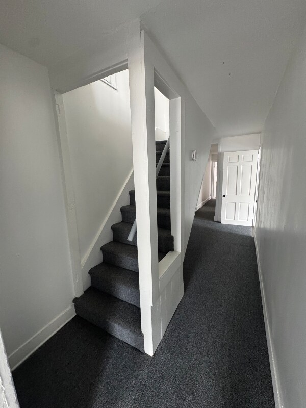 Foto del edificio - 106 E Pine St