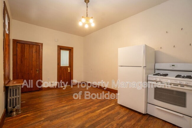 Building Photo - 2408 8th St