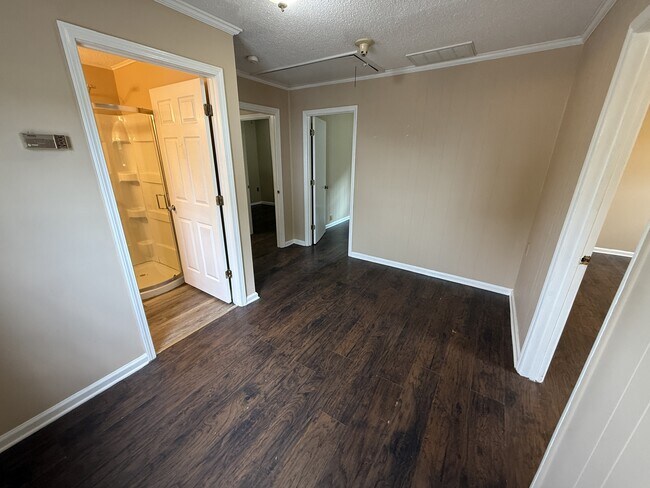 Foto del edificio - 420 Jackson Park Rd