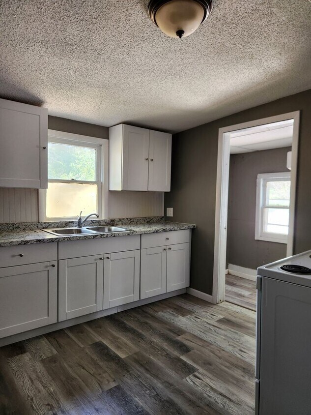 Primary Photo - 4-Bedroom Family Home for Rent – $1,200/mo...