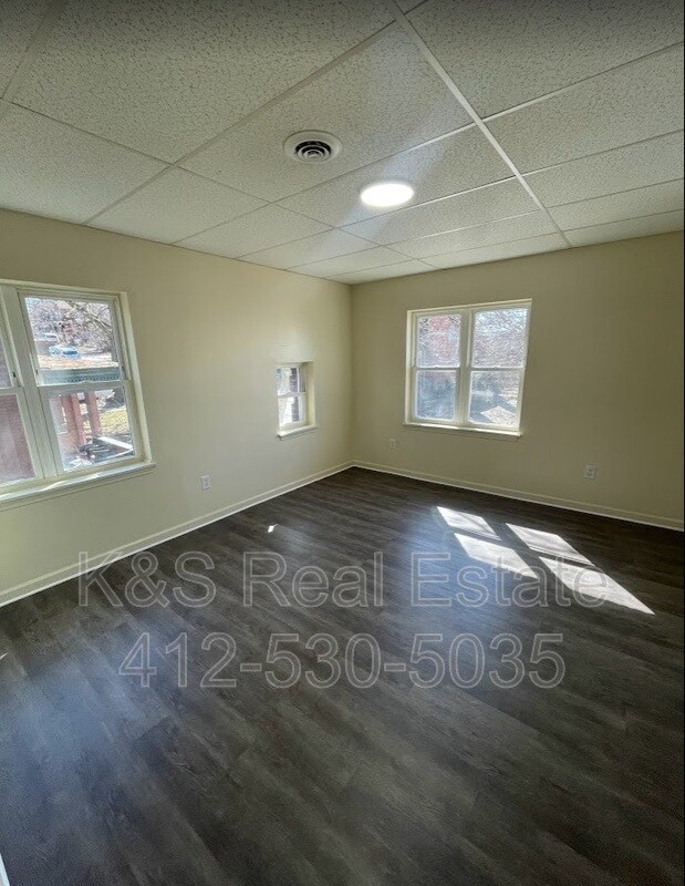 Foto del edificio - 341 Orchard Pl