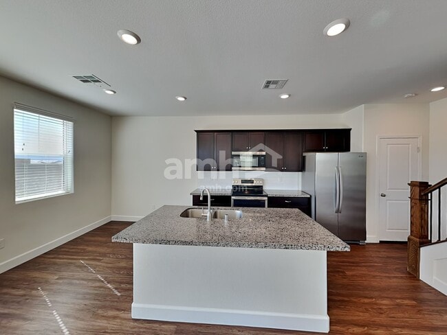 Building Photo - 8152 Inhibition Ct