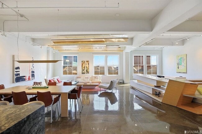 Photo - 2 Mint Plaza Apartment