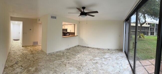Foto del edificio - 2800 SW 87th Ave