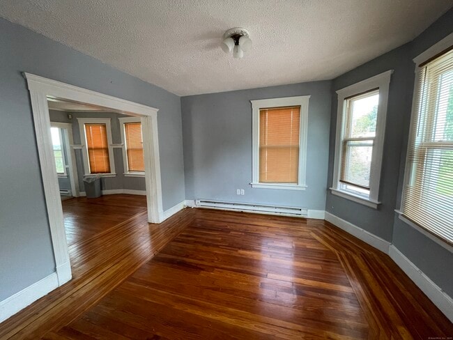 Building Photo - 152 Wolcott St
