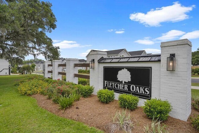 Building Photo - 463 Grand Oaks Rd