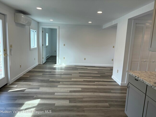 Foto del edificio - 18 Market St