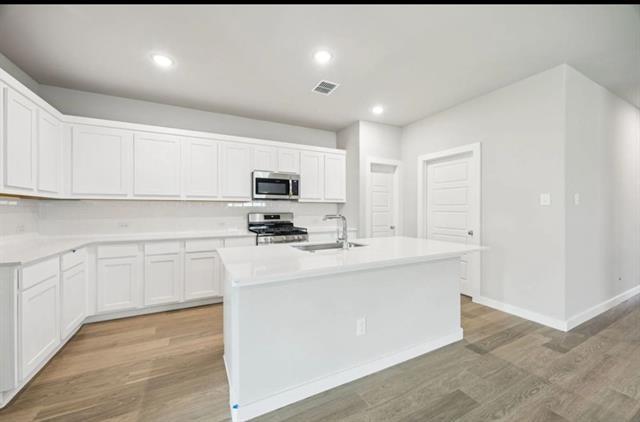 Foto del edificio - 1014 Honeydew Ln