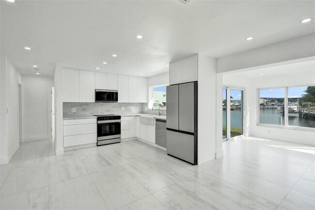 Foto del edificio - 1960 SE 5th Ct