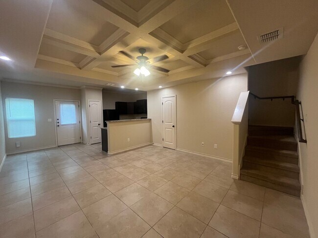 Foto del edificio - 6602 Arancione Ave