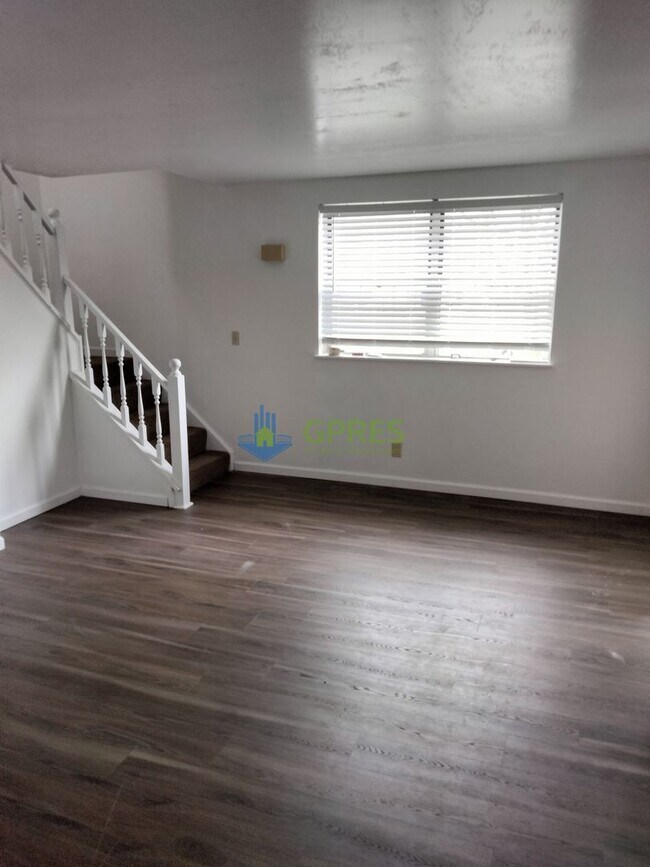 Foto del edificio - 1426 Homestead Rd