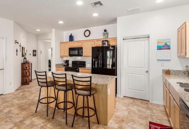 Building Photo - 5738 S 250th Dr