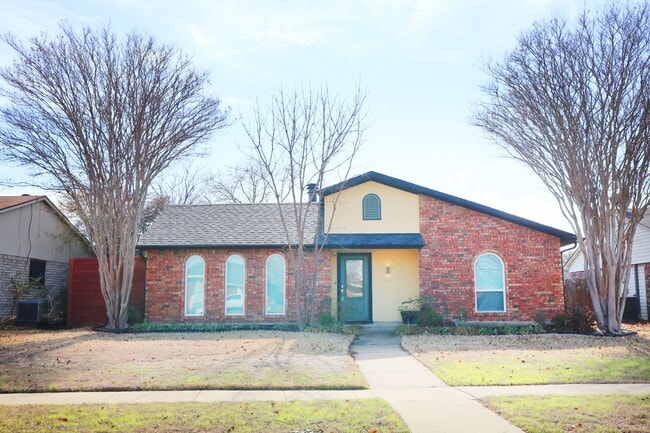 Building Photo - 4813 Wagner Dr