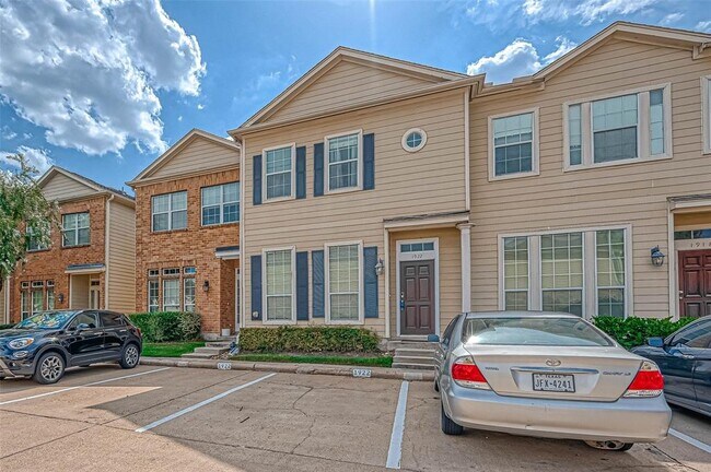 Foto del edificio - 1922 Gentryside Dr