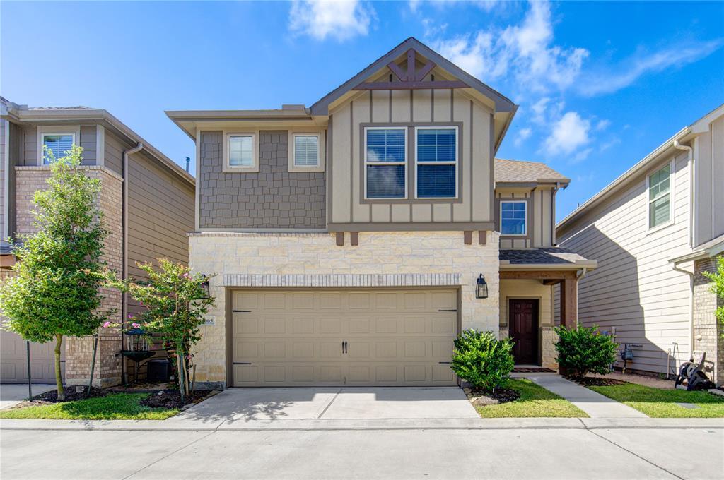 Foto principal - 4005 Starbright St