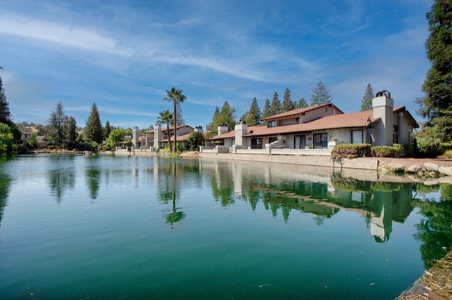 Building Photo - 4871 El Cid Dr
