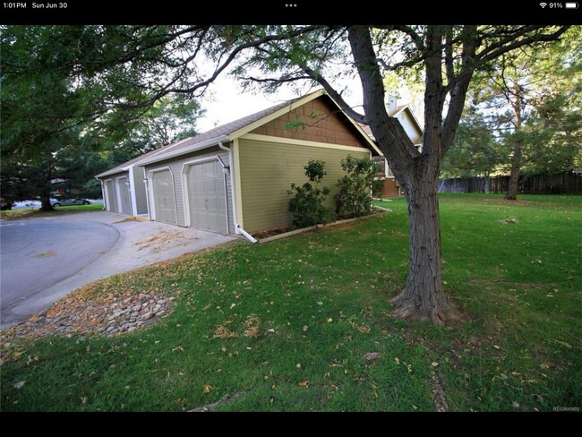 Building Photo - 2450 Hampshire Rd