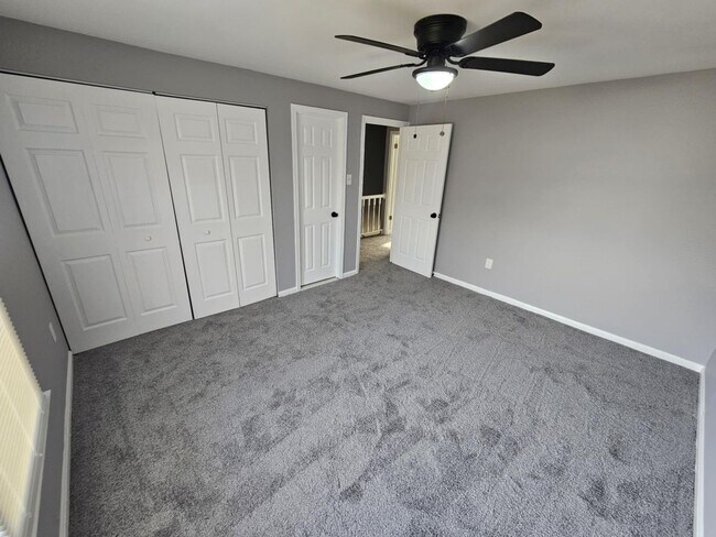 Foto del edificio - Coming Soon-4 Bedroom Townhome