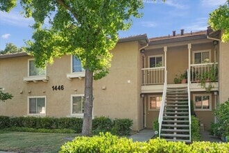 Building Photo - 1446 Chateau Common