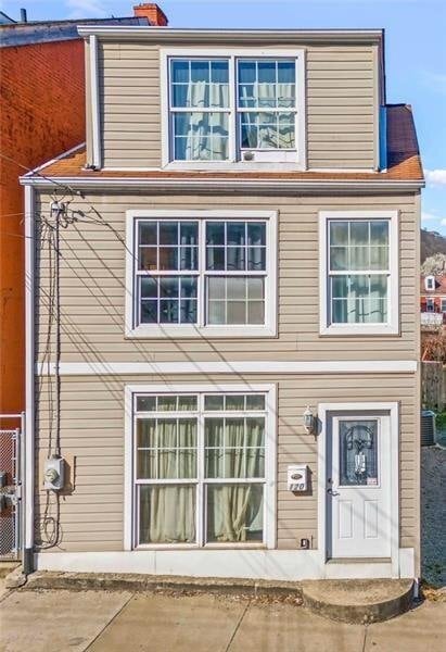 Photo - 120 S 12th St (Pittsburgh, PA)