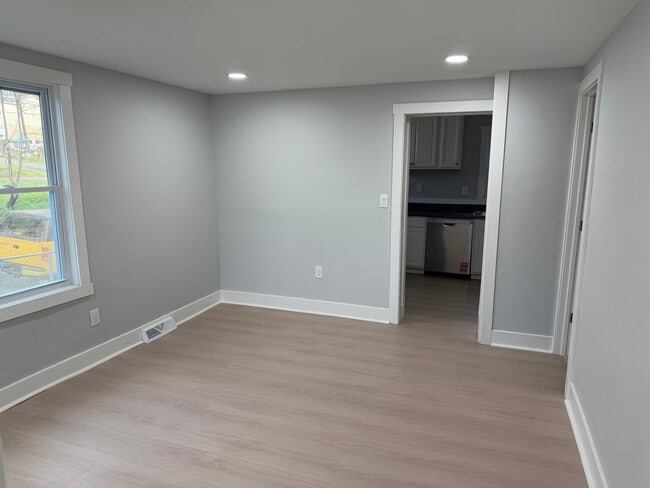 Foto del edificio - 1115 Fairdale St