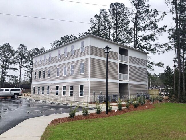 Building Photo - 1200 Hemingway Chapel Rd