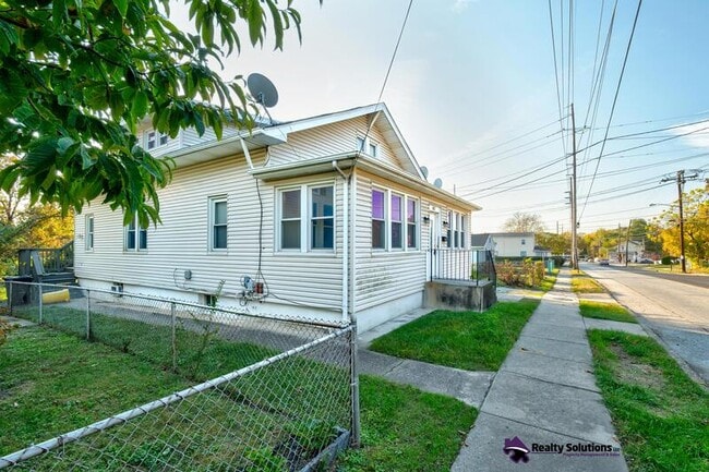 Photo - 817 Union Ave Apartment