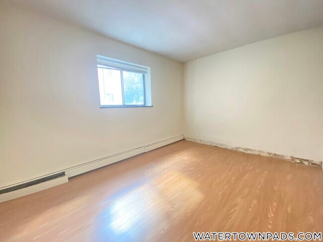 Foto del edificio - 10 Riverside St