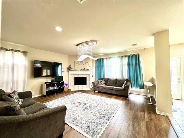 Foto del edificio - 3648 Blue Spruce Dr