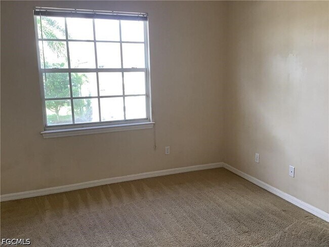 Foto del edificio - 8567 Athena Ct