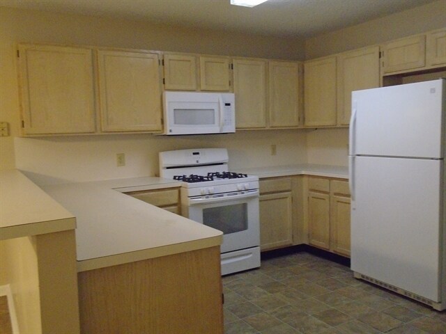 Building Photo - 306 Eagle Court
