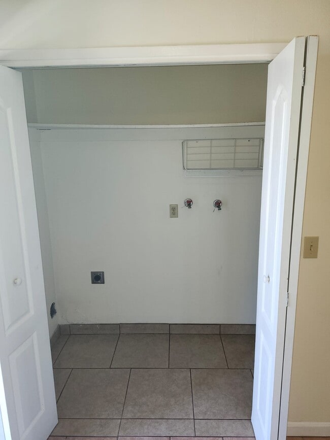 Foto del edificio - 10512 NE 7th St