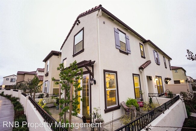 Foto del edificio - 3 br, 2.5 bath House - 1036 Billington Lane
