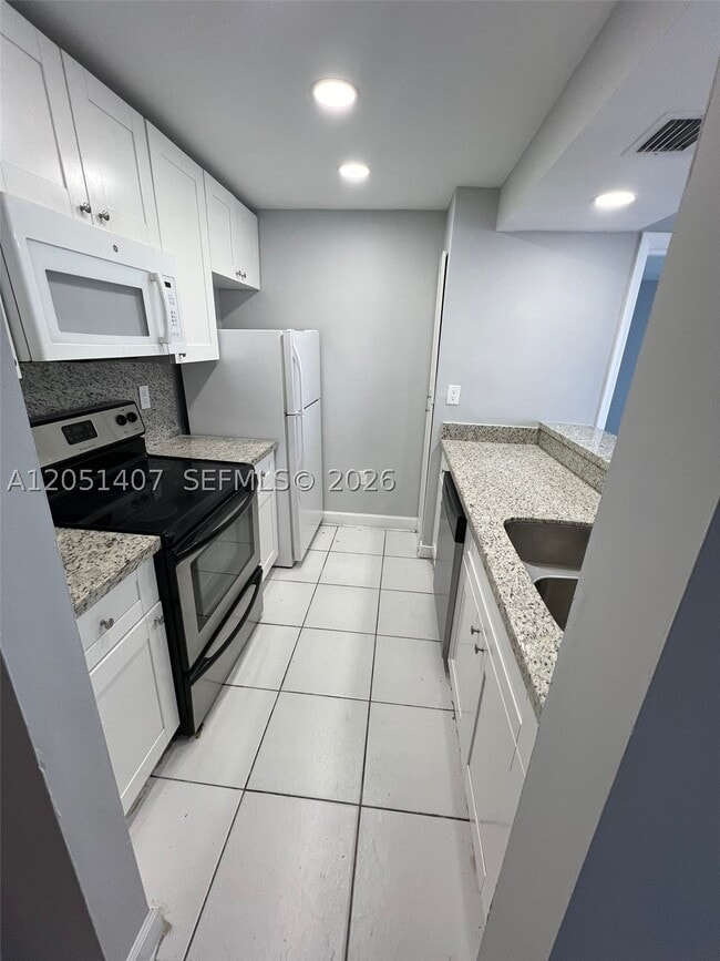 Building Photo - 7035 NW 186th St