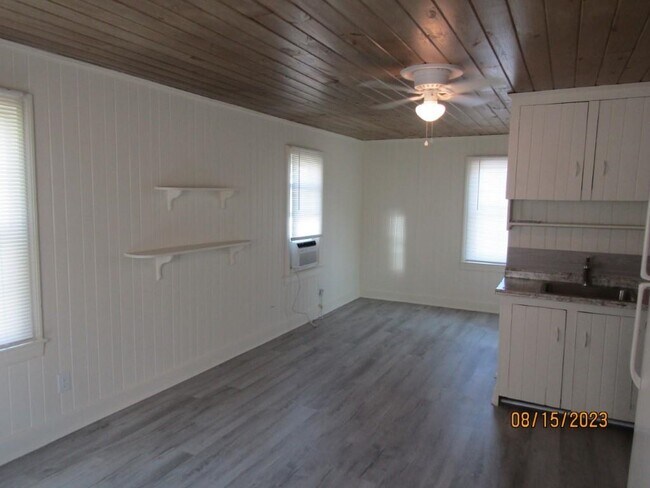 Building Photo - 1612 S Ocean Blvd