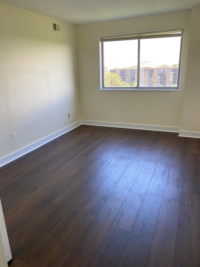 1836 Metzerott Rd Unit 1101, Adelphi, MD 20783 Condo for Rent in