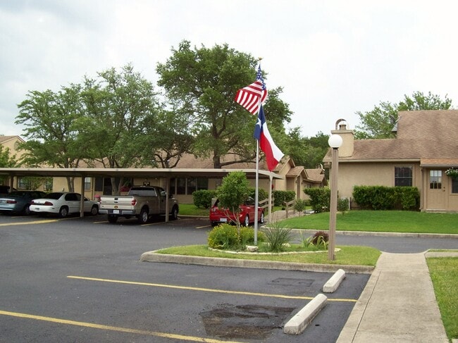 Building Photo - The Hills of Kerrville