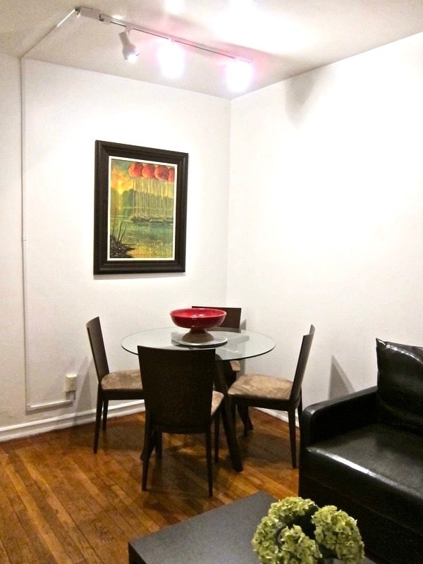 Building Photo - 448 E 87th St