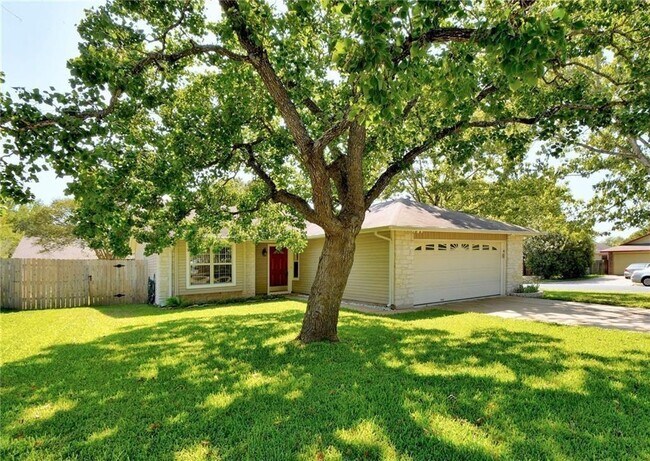 Building Photo - 2605 Cranbrook Cove