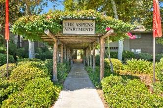 Building Photo - The Aspens Riverside