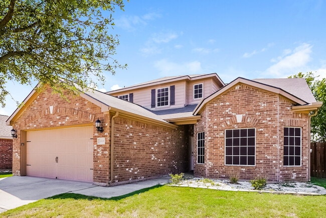 Building Photo - 1006 Primrose Dr