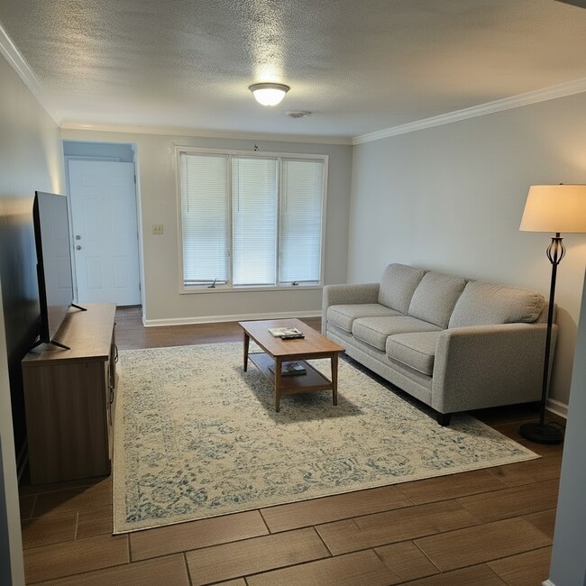 Foto del edificio - 3 bedroom 1 bathroom house. Home is close to KY lake.