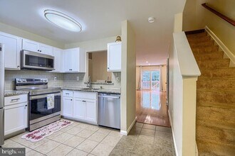 Building Photo - 3818 Swift Run Dr