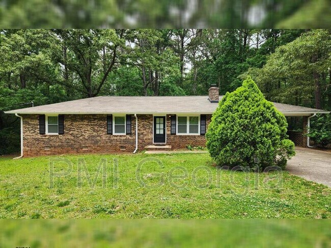 Building Photo - 35 Flint Hill Dr