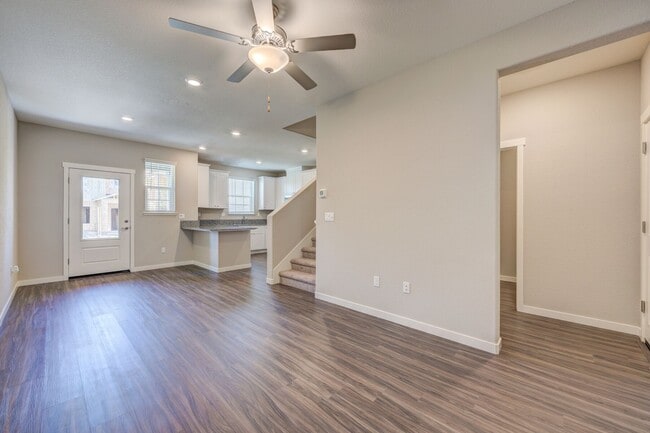 Beautiful, new, built in 2019! Hardwood floors downstairs, carpet in bedrooms. - 3257 New York Rd
