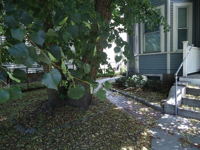 Foto del edificio - 50 Monastery Rd