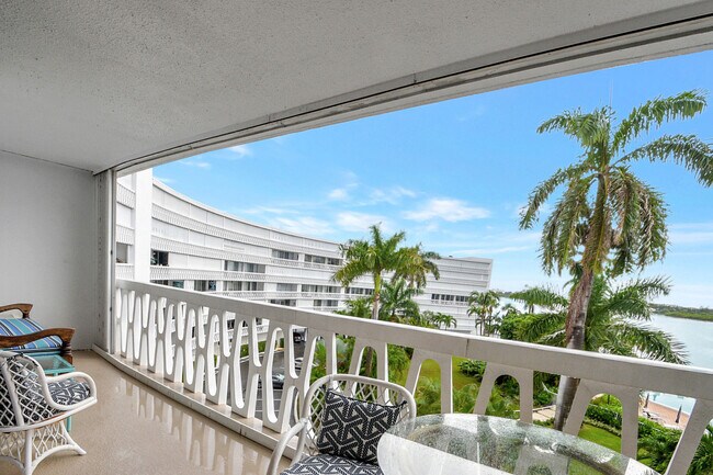 Building Photo - 2505 S Ocean Blvd