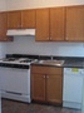 Foto principal - 216 Winthrop St